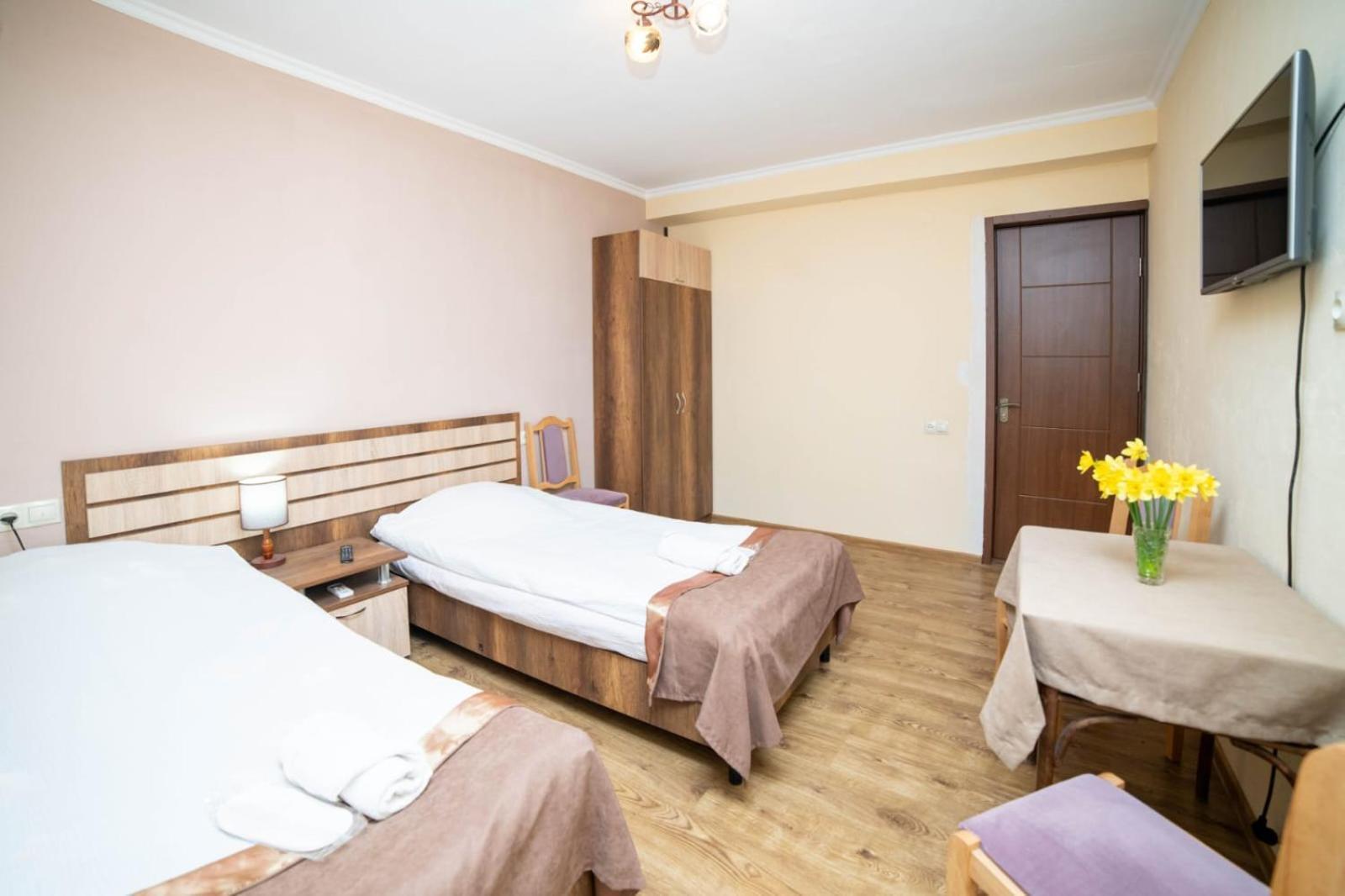 Guest House Kavkasioni 33 Telawi Zewnętrze zdjęcie